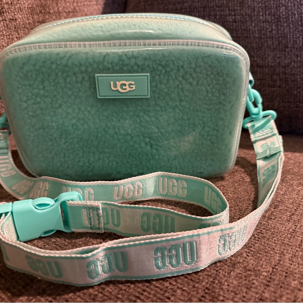 UGG Janey Crossbody/Fanny pack with Adjustable Strap